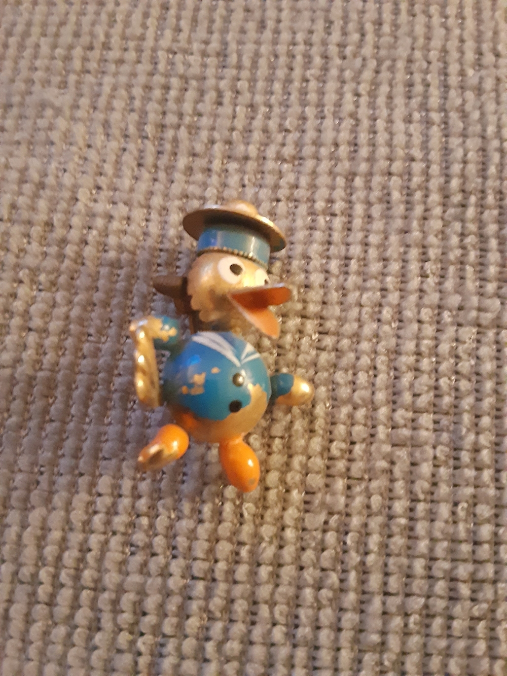 Vintage Donald Duck Pin Blue and Orange